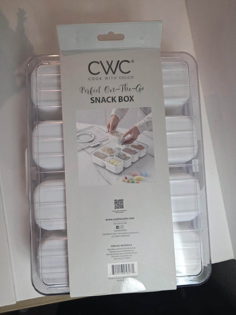CWC White Perfect On-The-Go Snack Box - 8-Compartment Food Storage - Picture 2 of 3